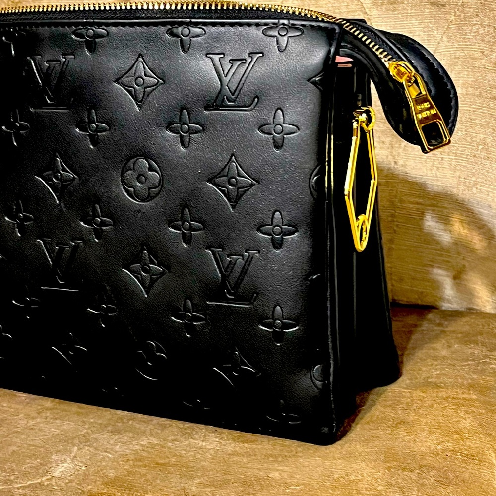 Louis Vuitton Coussin Bag!